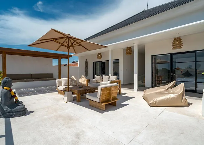 Mayasa - 4br Private Luxury With Rooftop Near Seseh *