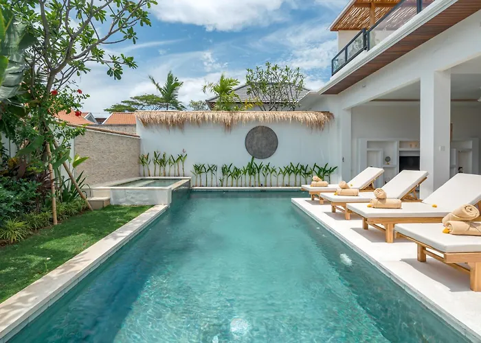 ヴィラ Mayasa - 4br Private Luxury With Rooftop Near Seseh