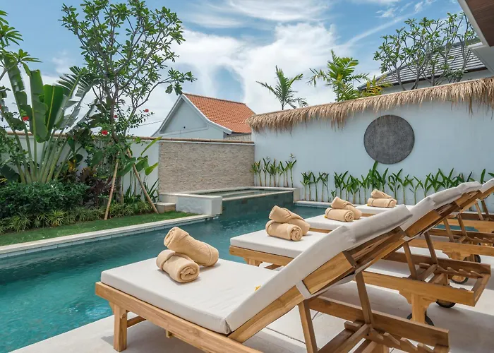 ヴィラ Mayasa - 4br Private Luxury With Rooftop Near Seseh *