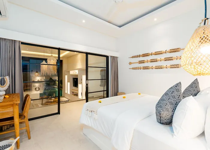 ヴィラ Mayasa - 4br Private Luxury With Rooftop Near Seseh