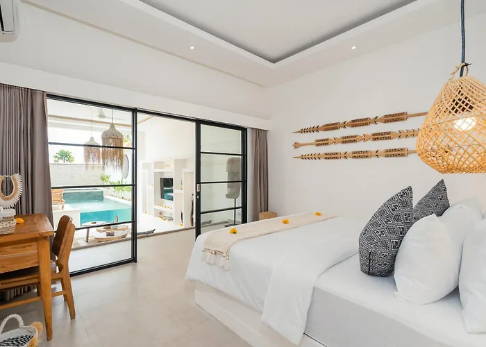 ヴィラ Mayasa - 4br Private Luxury With Rooftop Near Seseh