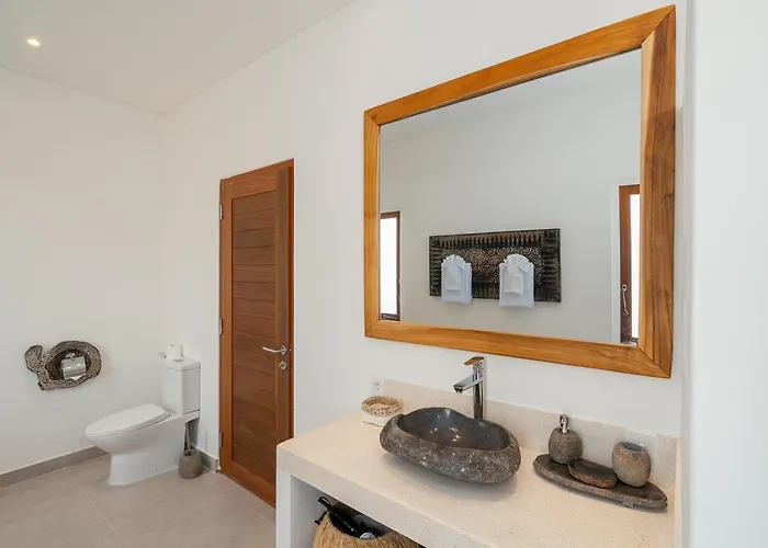 Mayasa - 4br Private Luxury With Rooftop Near Seseh ヴィラ チャングー