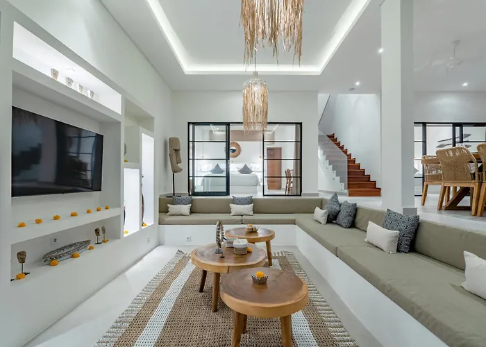 ヴィラ Mayasa - 4br Private Luxury With Rooftop Near Seseh チャングー