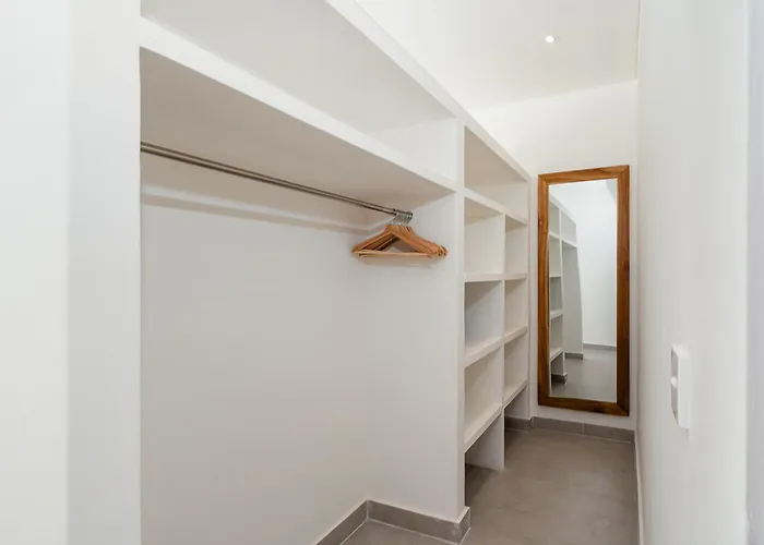 Mayasa - 4br Private Luxury With Rooftop Near Seseh * チャングー